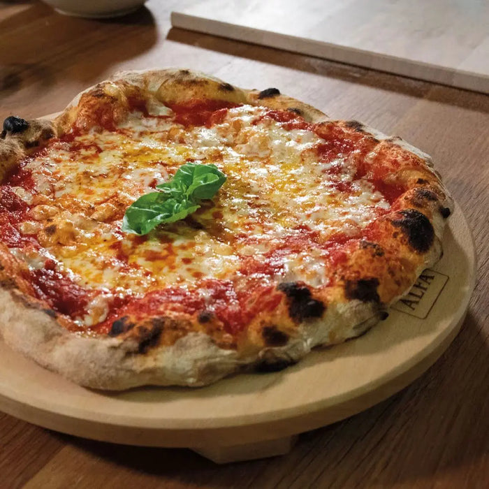 Alfa Round Beechwood Chopping Board 33cm with pizza