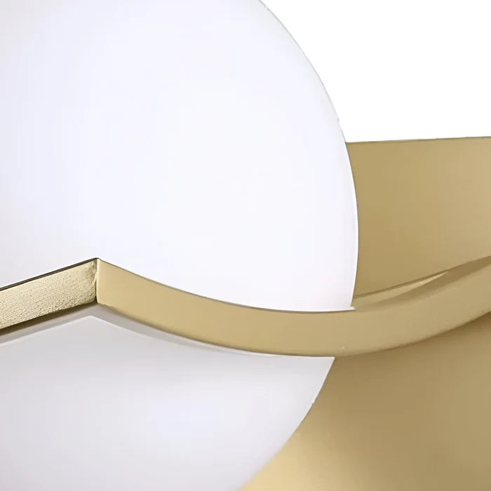 Brass Horizon Modern Wall Lamp