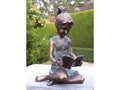 Bronzen beeld Klein lezend meisje 18x10x10cm - Doika - Bronzen beeld - Doika - 5410807008034 - AN0803BRW-V