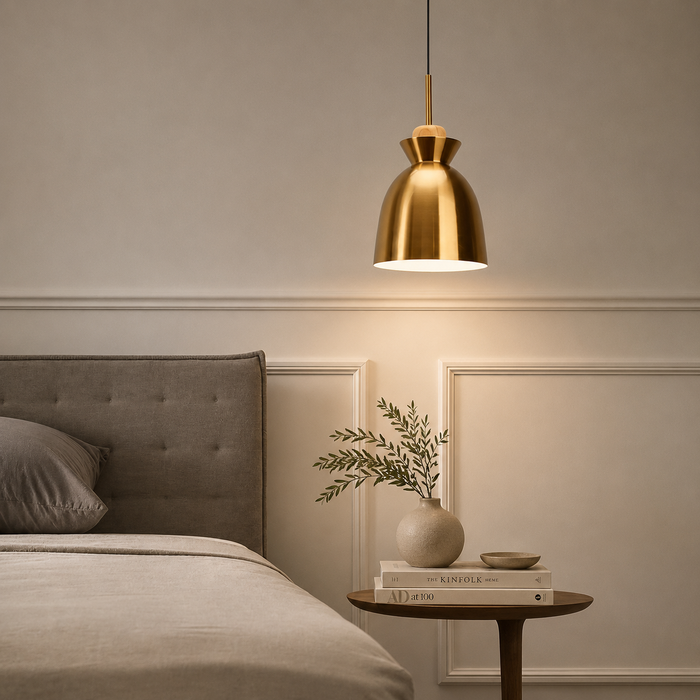 Contour Wood C Gold Pendant Light