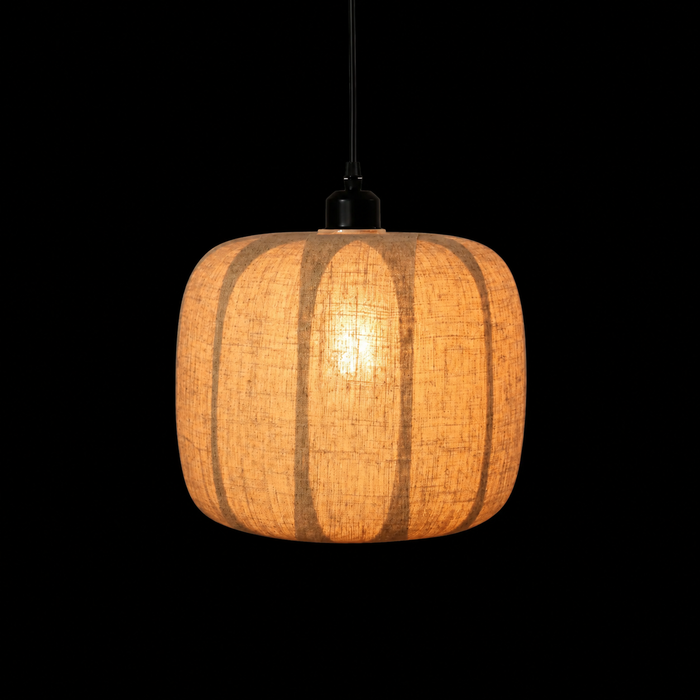 Elegance Under the Glow