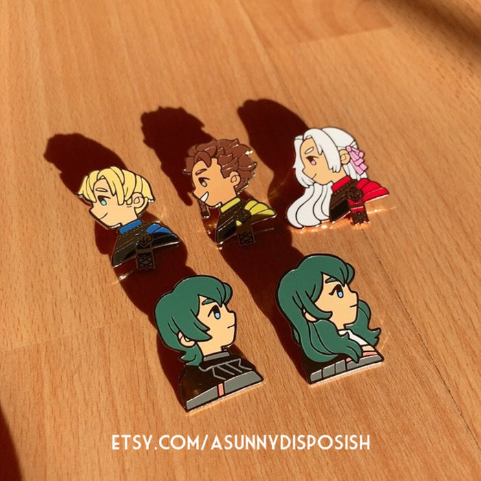 FE3H Black Eagles Edelgard Collar Pin Set