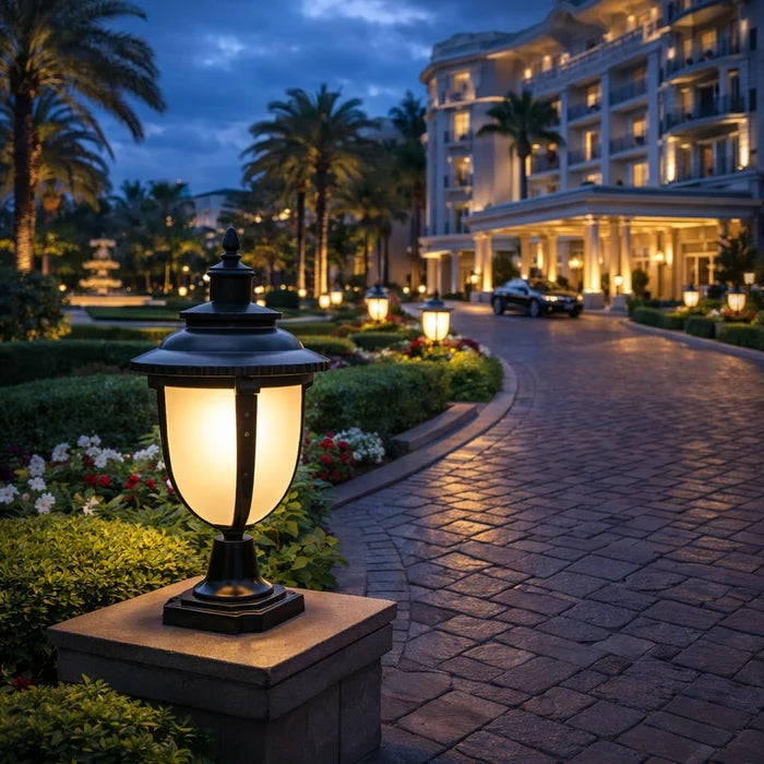 Garden Path Pillar Lantern Light