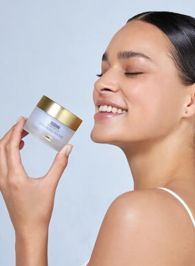 Isdinceutics Hyaluronic Moisture Normal To Dry Skin [50G] - Rich Hydrating Cream With Antioxidants To Protect Against Environmental Stress