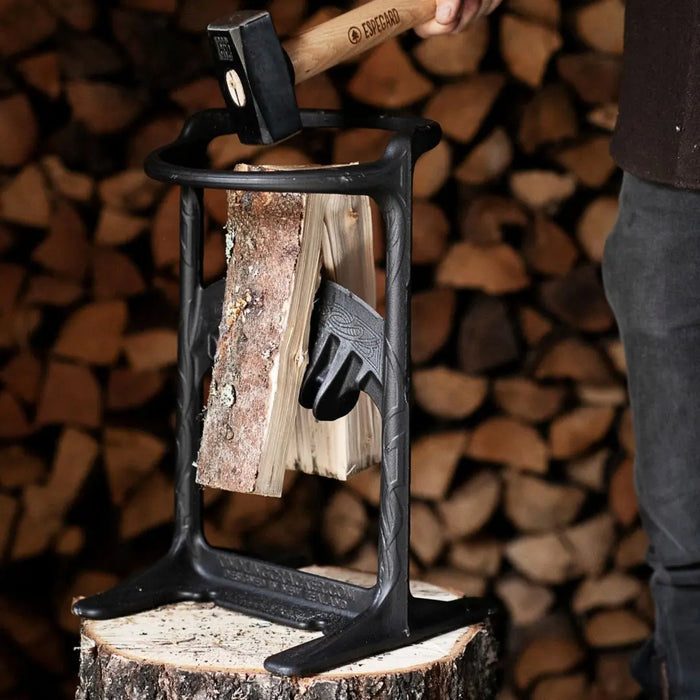 Kindling Cracker King for making kindling