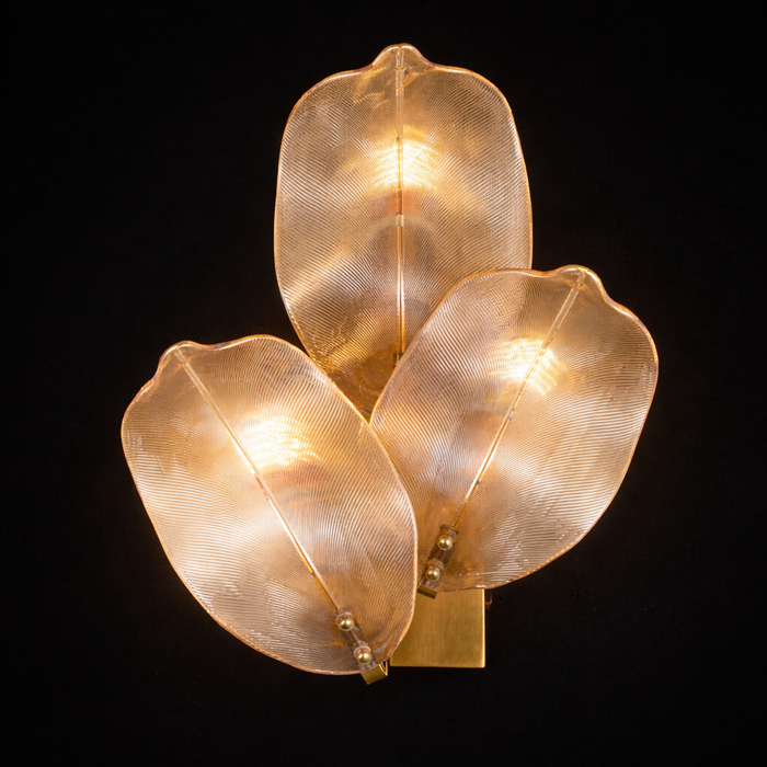 LumaLeaf Wall Light