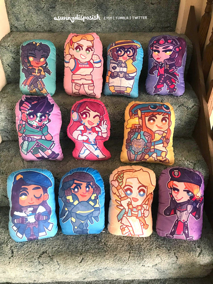 OW Girls Plush Pillows