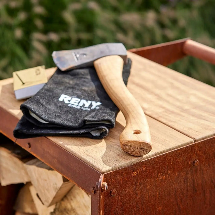 RB73 Ker Mobile CorTen Steel Log Storage close up