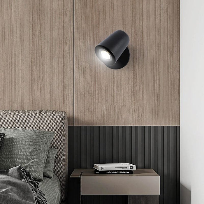 Sculpted Chic Black Wall Lamp